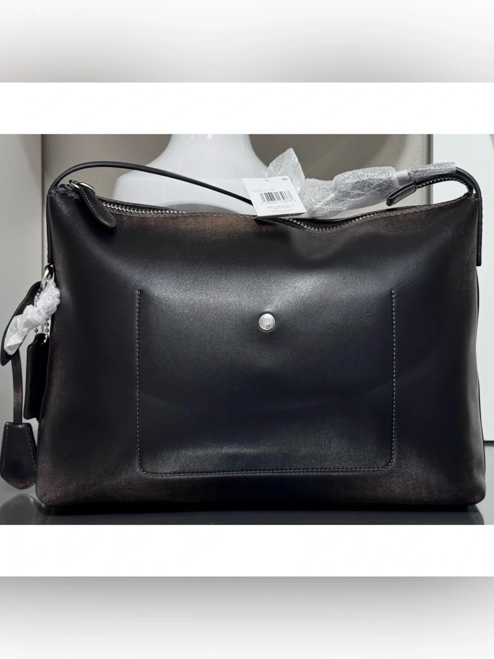 COACH Mott Messenger Bag 33 In Loved Leather, BLACK/LIGHT TAN